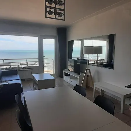 L'oo Apartment *